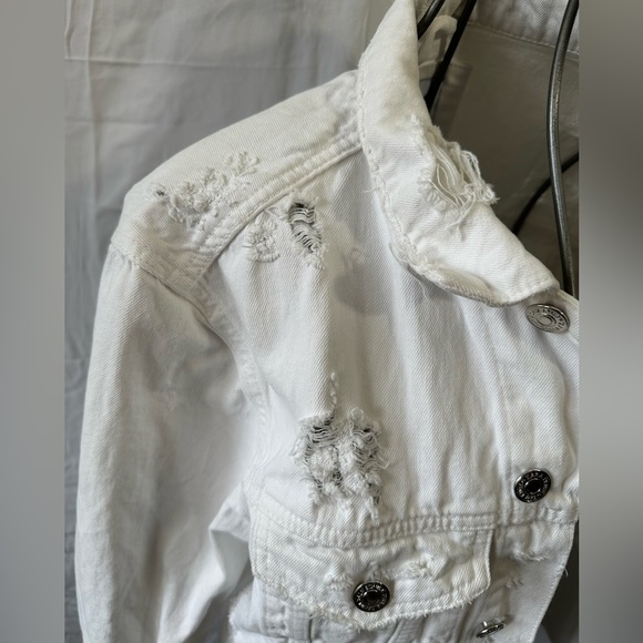 Zara White Distressed Denim Jacket - Picture 3 of 10